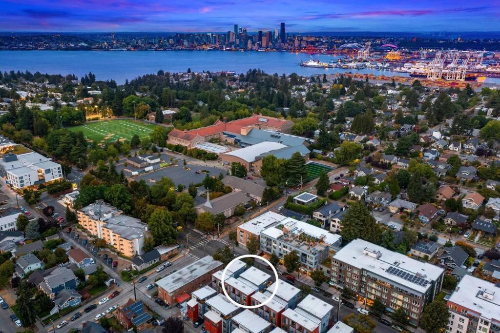 West Seattle'S Modern Townhome Eksteriør billede